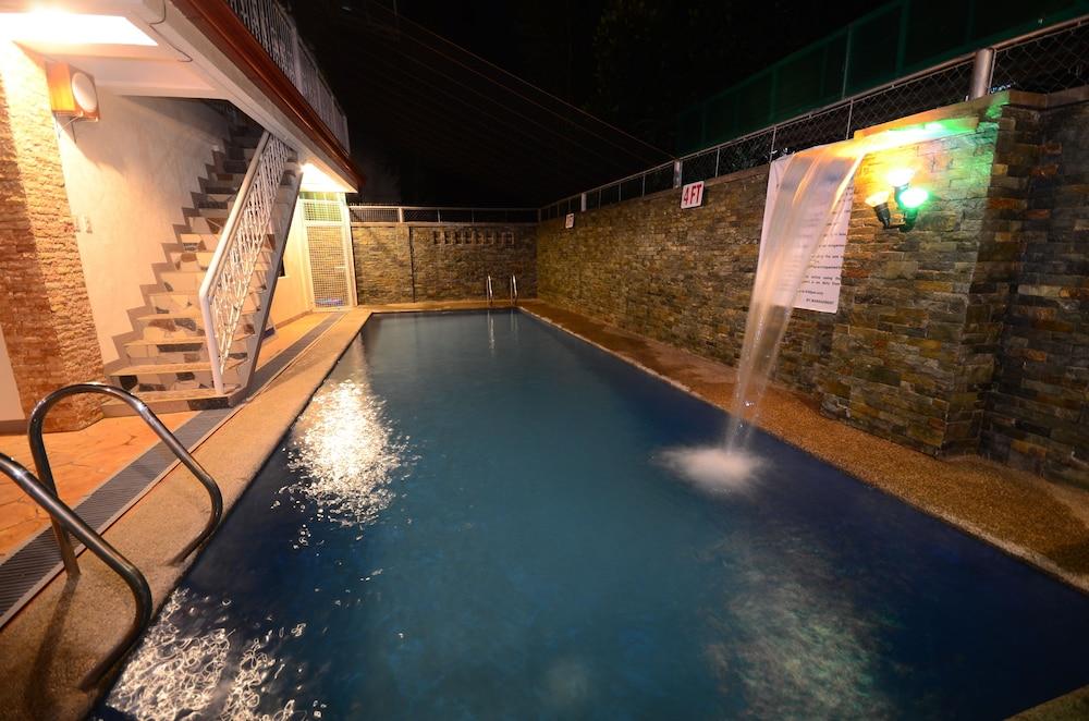 Reddoorz Premium Near Pristine Beach Puerto Princesa Zewnętrze zdjęcie