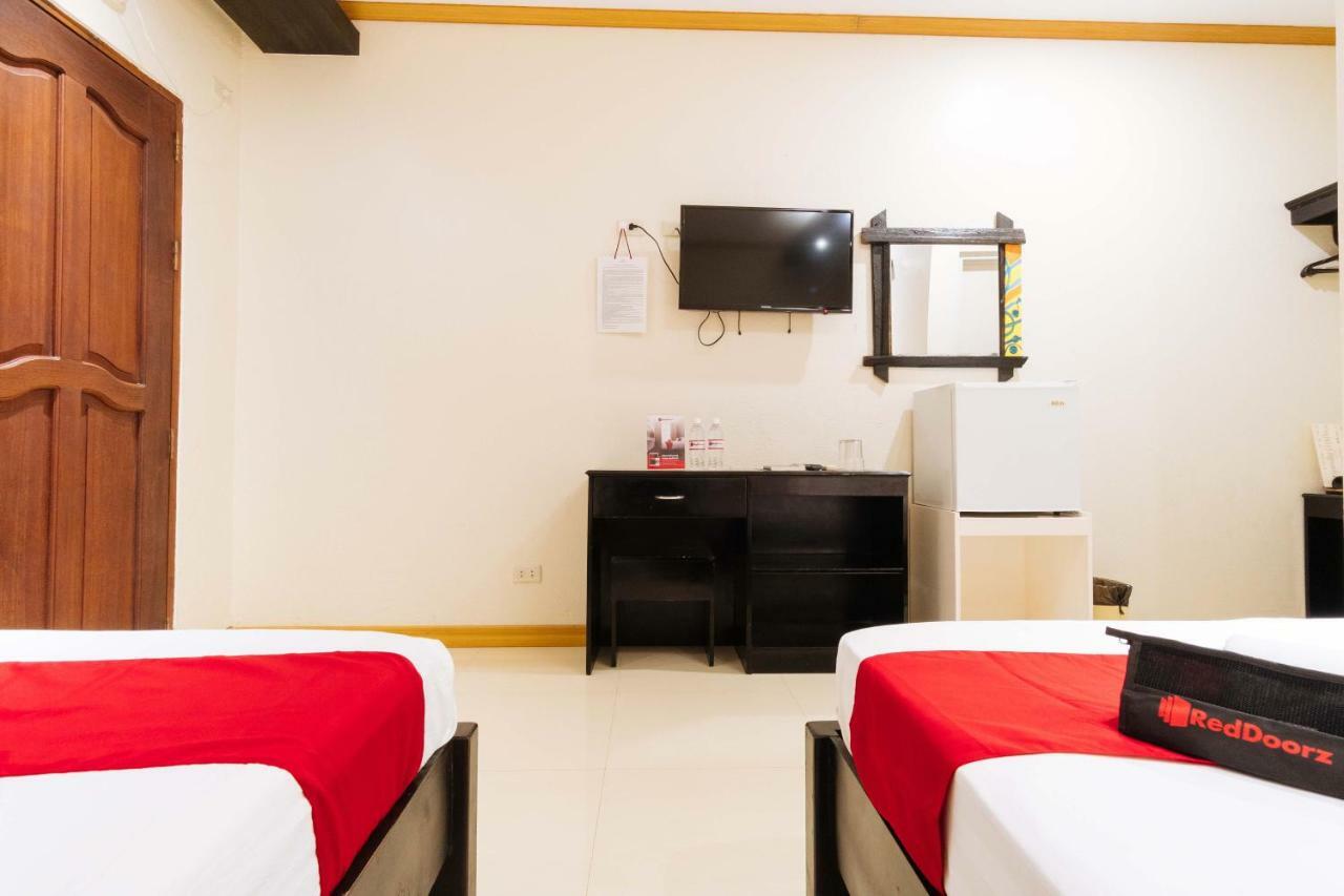Reddoorz Premium Near Pristine Beach Puerto Princesa Zewnętrze zdjęcie